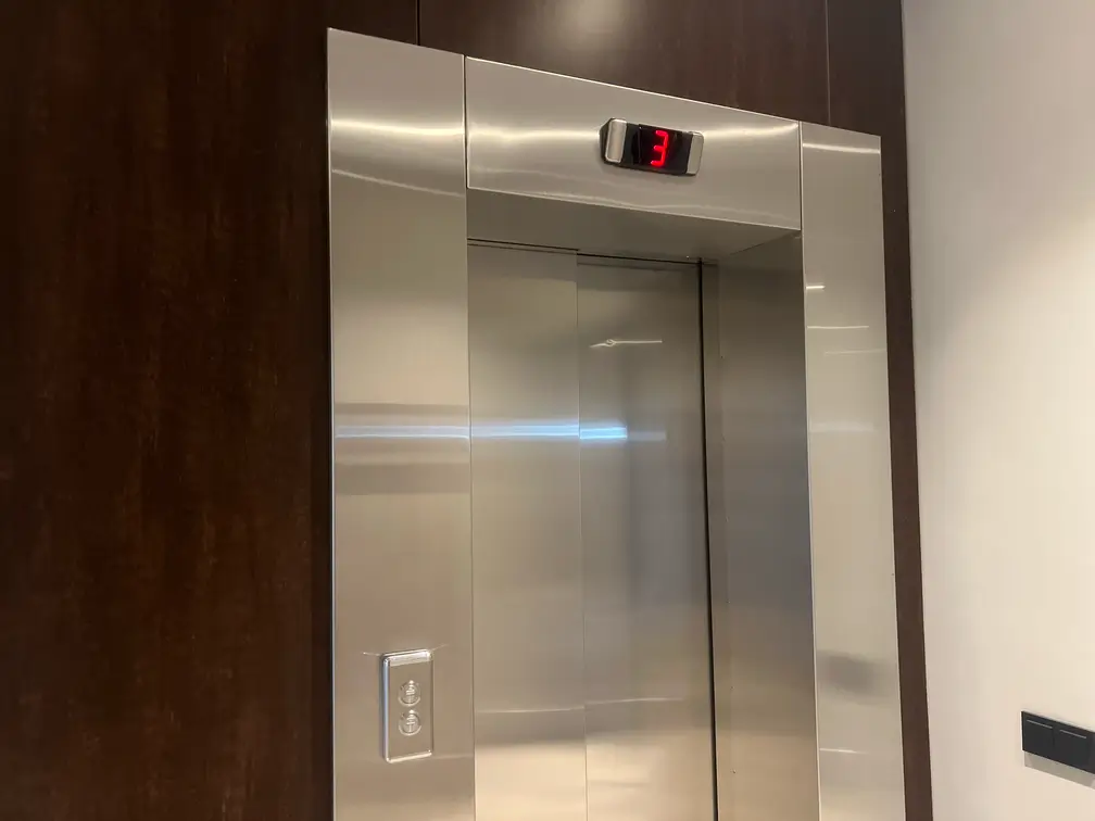 Лифтовые кабины из нержавеющей стали gallery 3