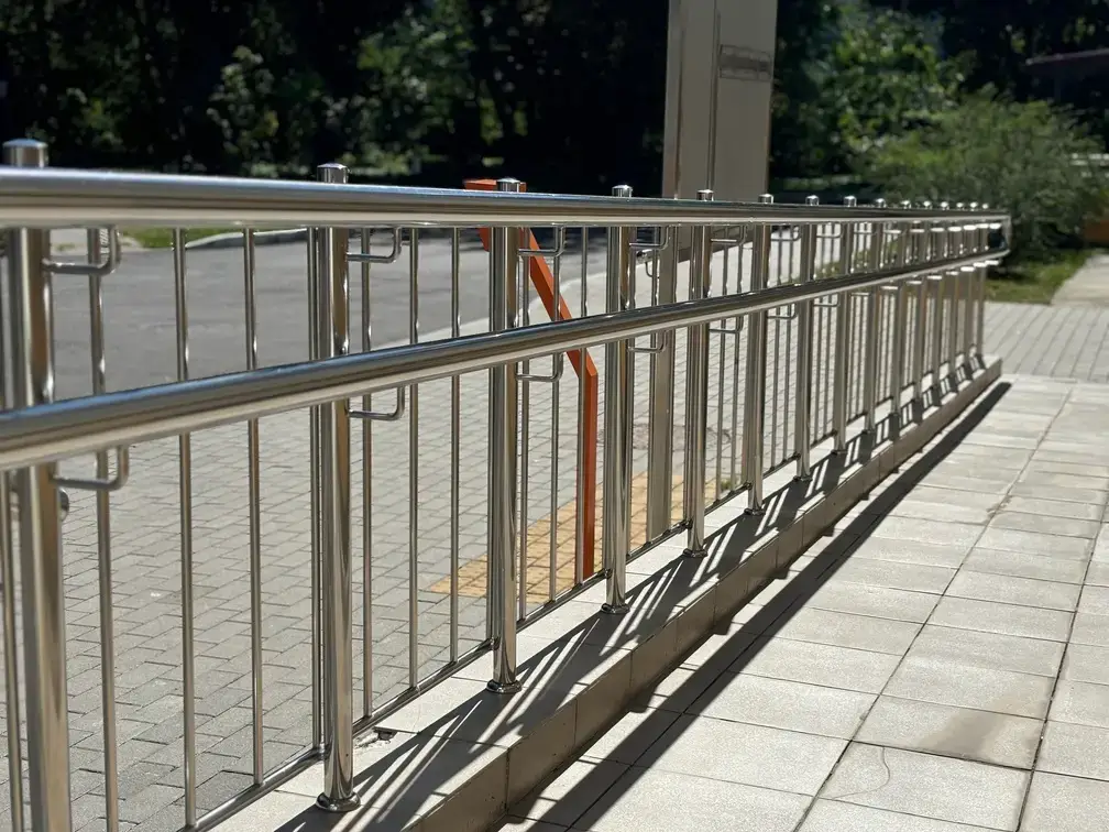 Ограждения пандусов — gallery 11