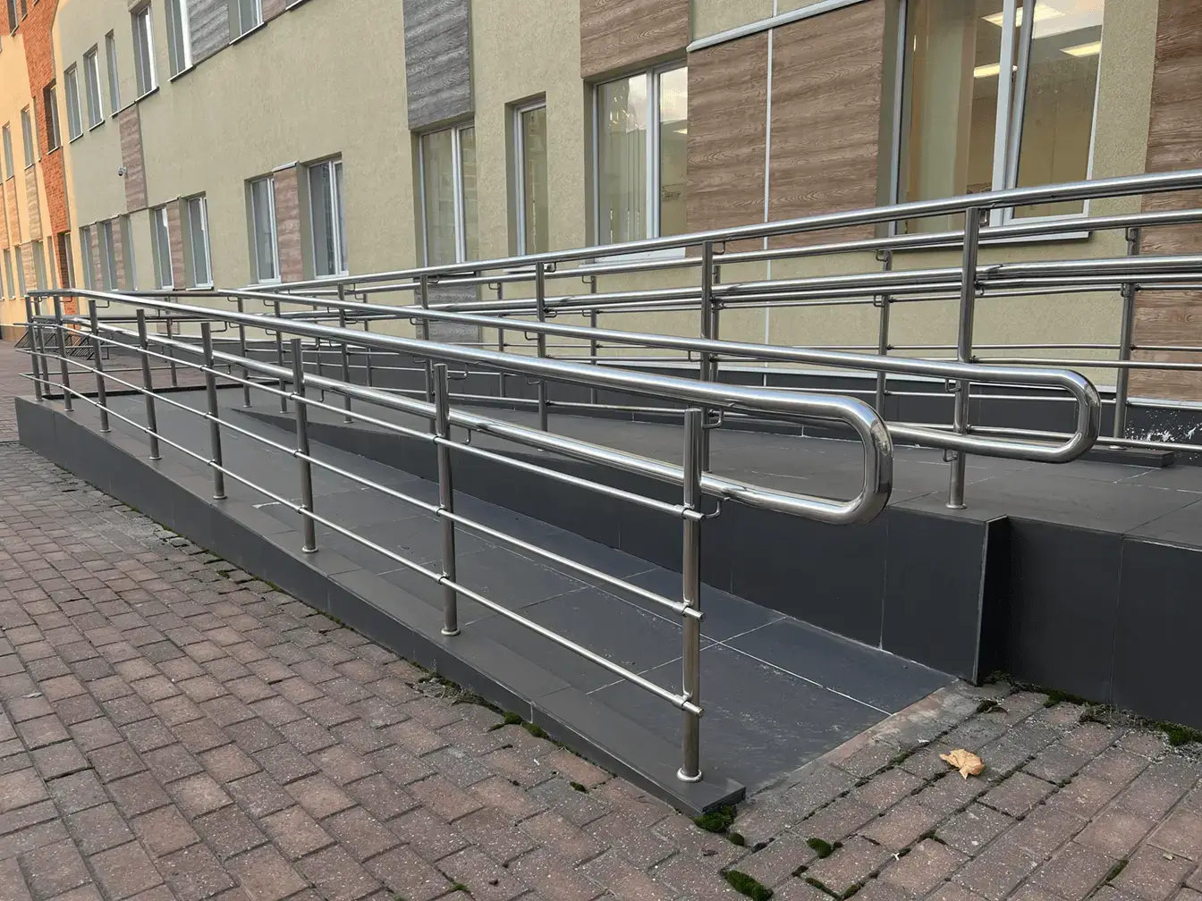 Ограждения пандусов — gallery 9