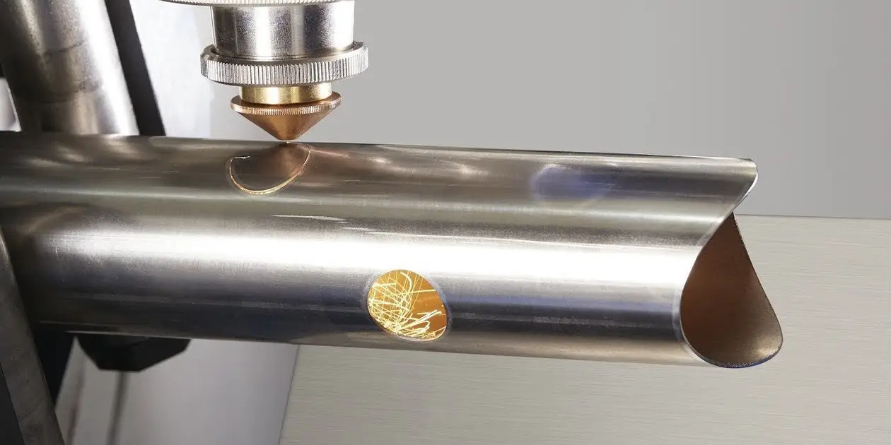 Плазменная резка нержавеющей стали cover